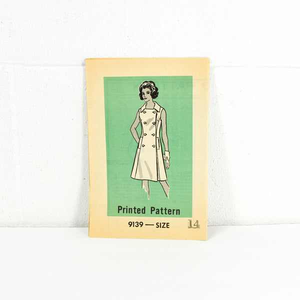 Marian Martin 9139 Dress Pattern (c. 1971) Misses' Size 14