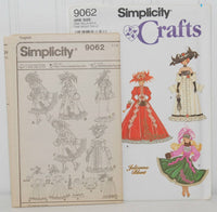 Simplicity 9062, Simplicity Crafts 11 1/2" Fashion Doll Clothes (c. 1999) Designed by Julianna Blunt