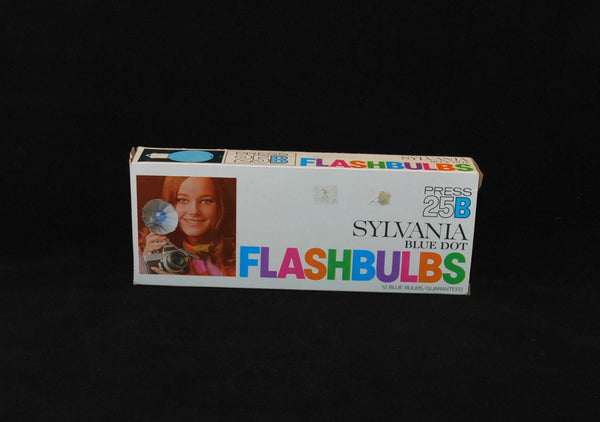 Vintage Sylvania Blue Dot Flashbulbs Press 25B (c. 1960's)